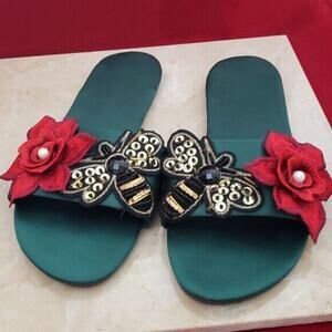 Unusual Green Slip Ons with Bee and Red Flower Size 10